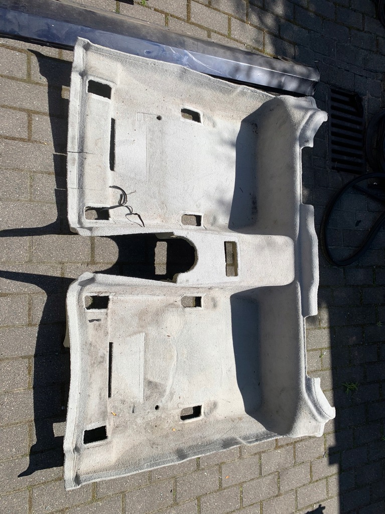 фото №1, Обивка коврик салона mercedes w204 kombi