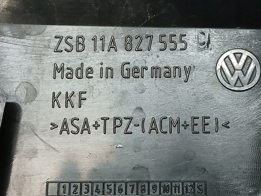 фото №8, Крышка багажника задняя спойлер спойлер накладка vw id4 id-4 id 4 11a 11a827555