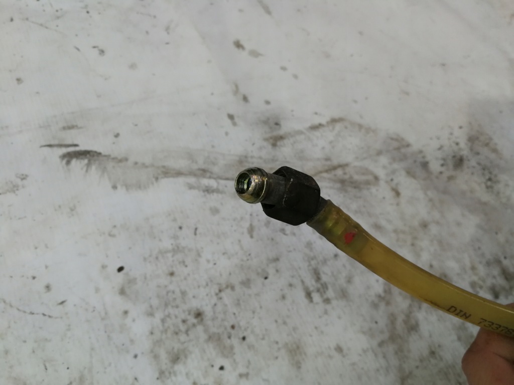 Шланг паливний mercedes w201 190e 491? Оригінал