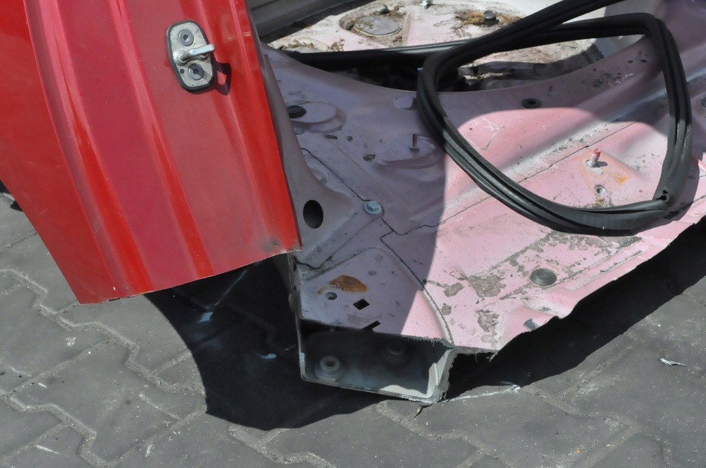 фото №9, Opel corsa f pas задняя задний поддон