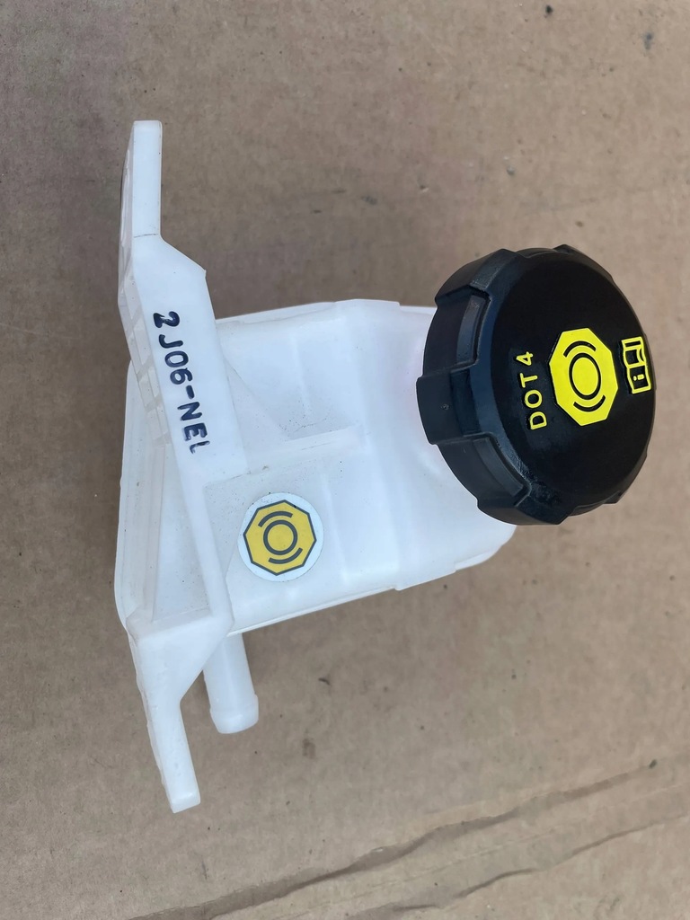 фото №1, Hyundai ioniq 5 бак жидкость тормозной