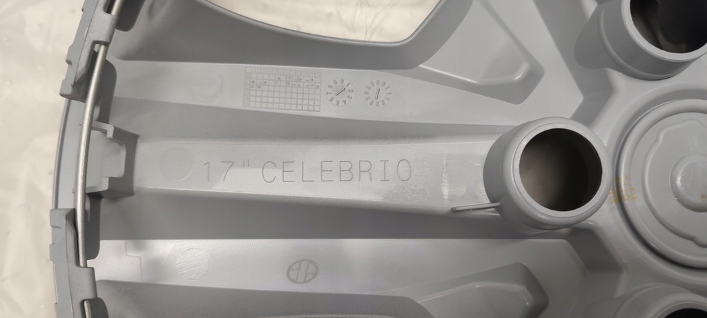 фото №7, Колпаки strukturalne 17" cali 403158787r renault nowe