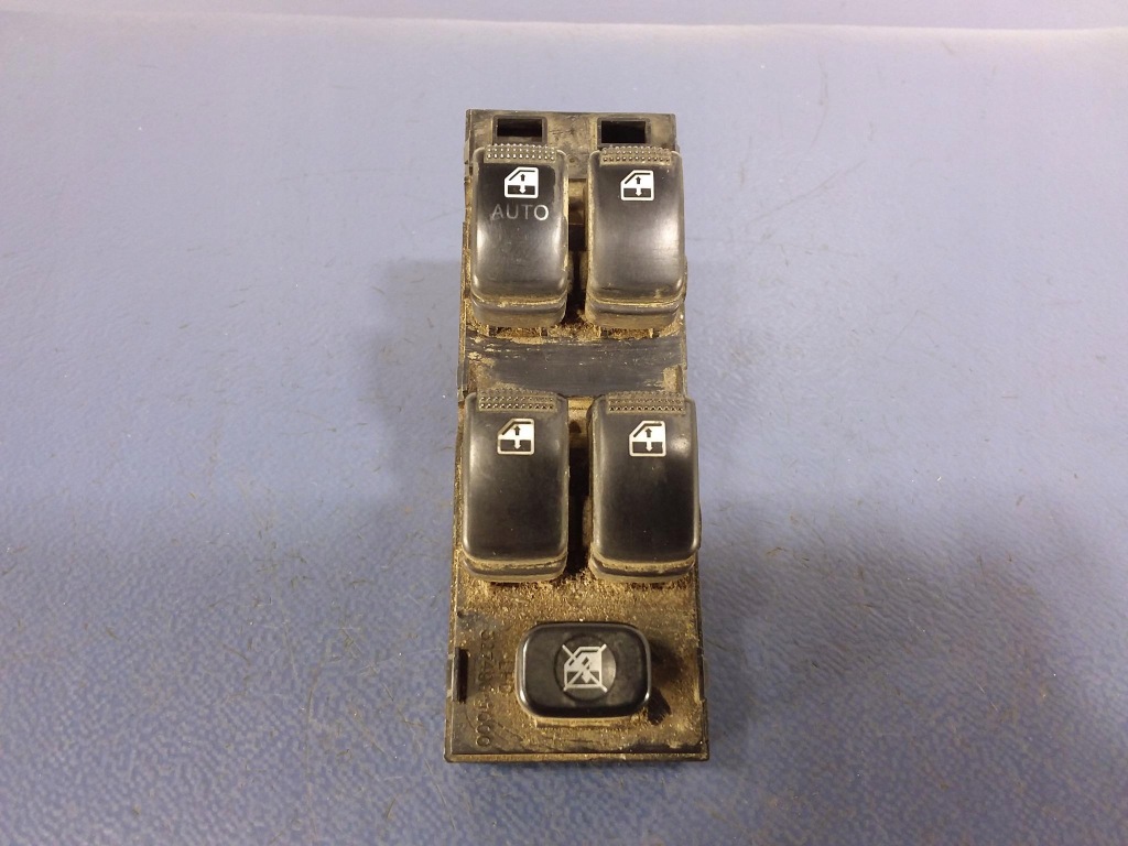 фото №1, Kia carens ii панель окон левый перед