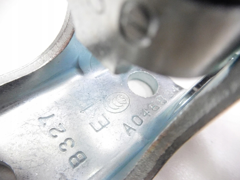 фото №6, Петля дверь перед mitsubishi outlander iii оригинальный номер 5702a063