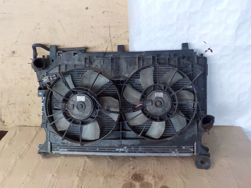 фото №1, Toyota avensis 2.2 d-cat радиатор вентиляторы