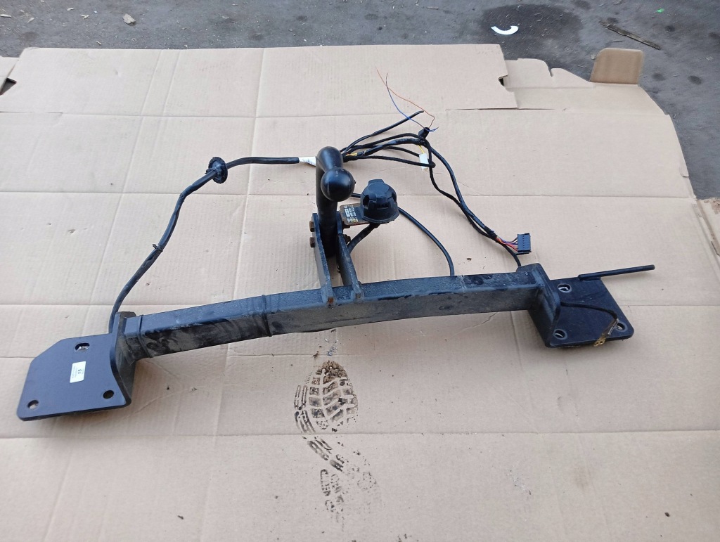 фото №2, Hak буксировочный bmw e84 x1