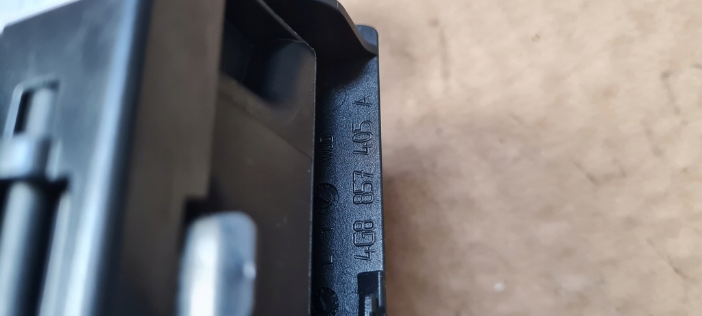 фото №13, S6 c7 4g a6 пепельница дверь левая левый задняя led 4g8857405a a7 4g s7