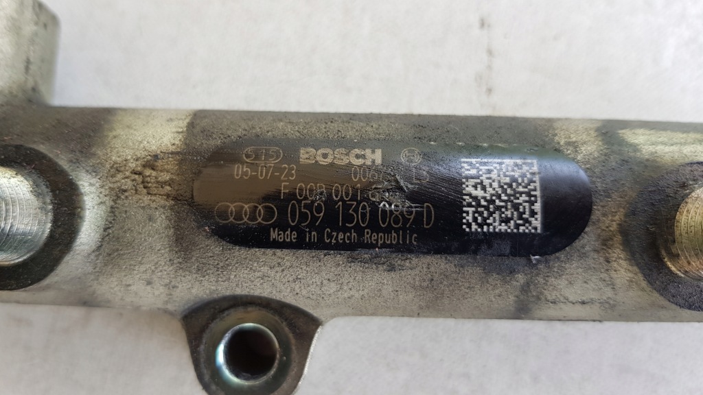 фото №2, Молдинг впрыскная vw phaeton i 3.0 tdi