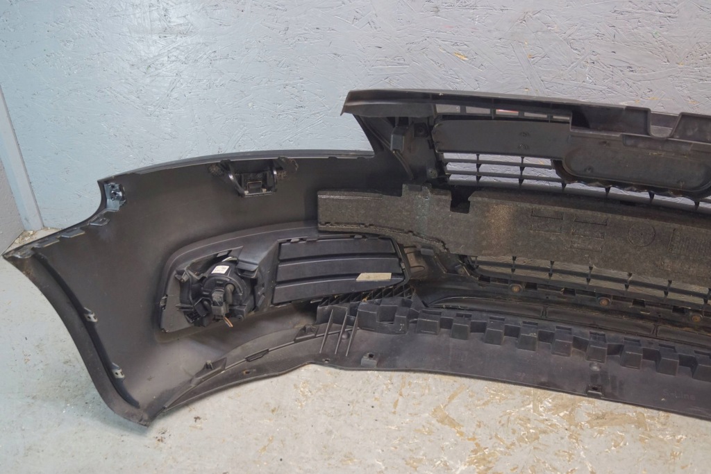 Audi a3 8p lift s-line бампер перед 08- омыватель z2479 с Разборки