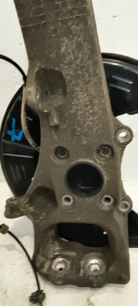 фото №11, Поворотный кулак правая перед tesla model s