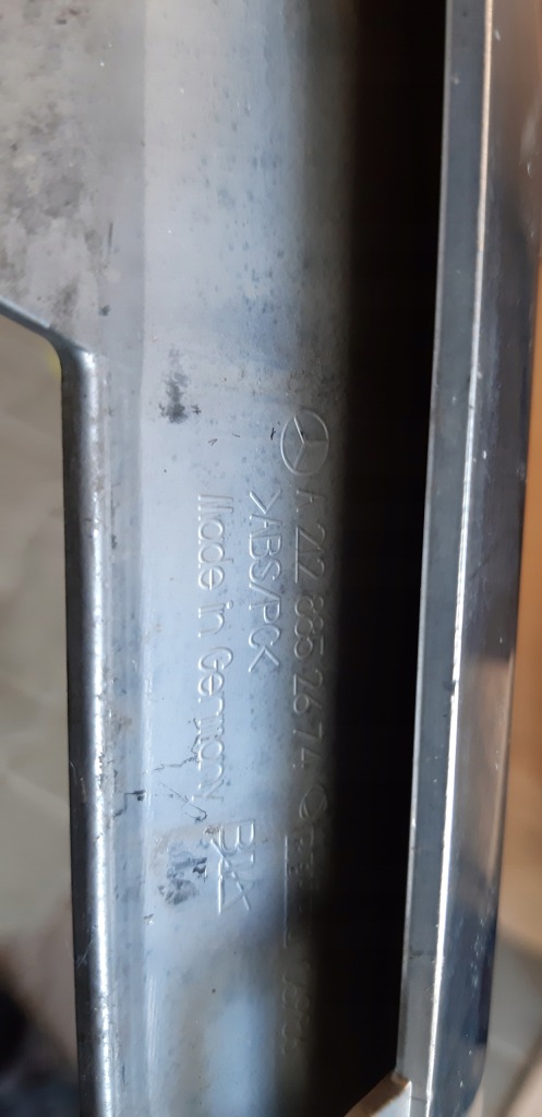 Mercedes benz e-klasa w212 молдинг бампера средняя a2128852674 Доставка