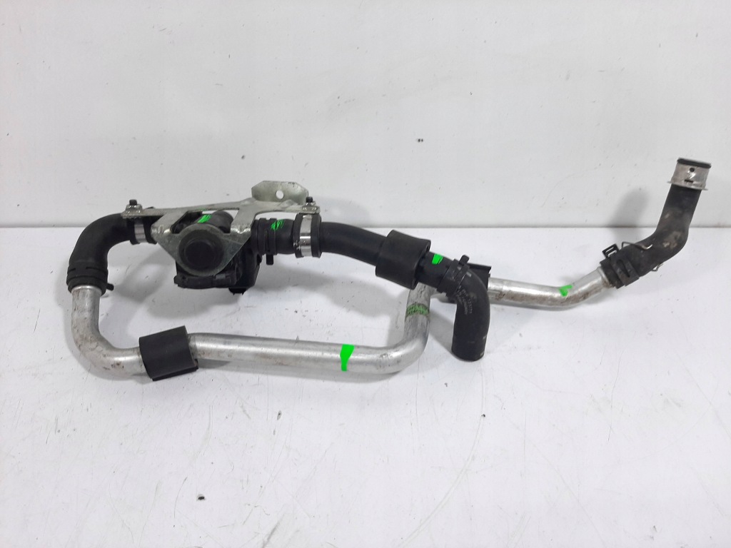 фото №12, Porsche panamera 4s 970 4.8 12r насос воды шланг пабтрубок  97057222500