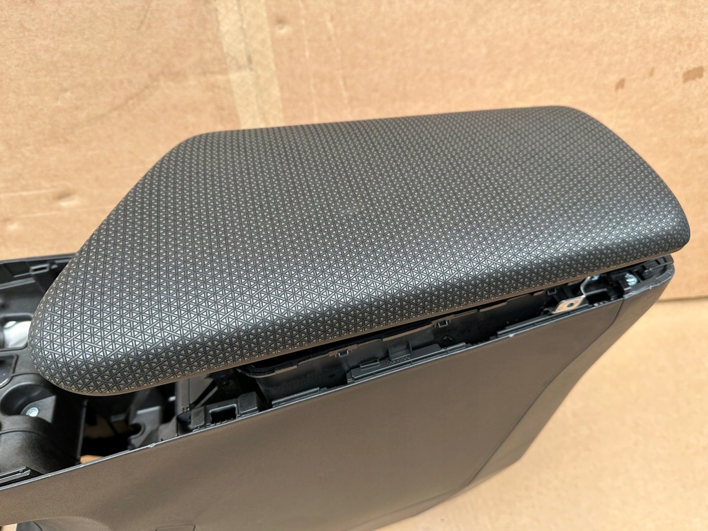 фото №9, Kia ev6 сидіння заднє сидіння обшивки оббивка idealne