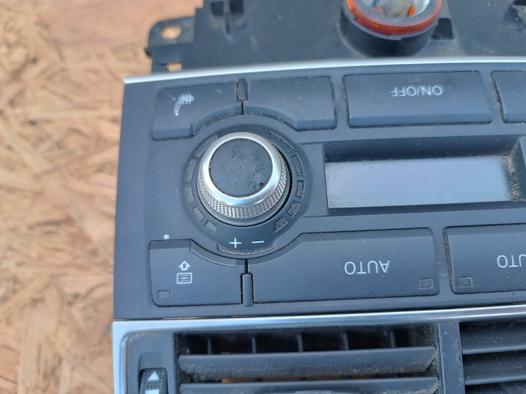 фото №11, 4e0819203b панель обдув кондиционера рамка задняя audi a8 d3