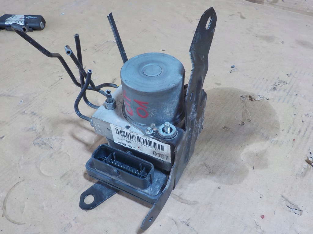 Citan насос abs 1.5 dci 476602079r Оригинал