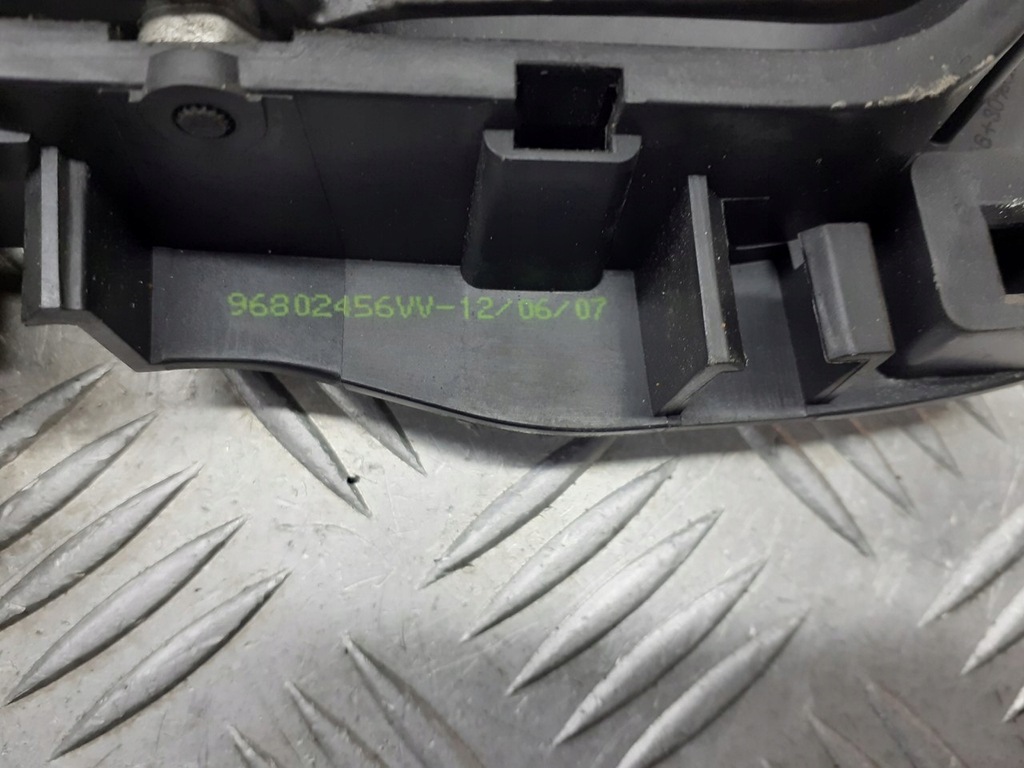 фото №3, Ручка левая передняя внутренняя peugeot 207 1.4 96802456vv