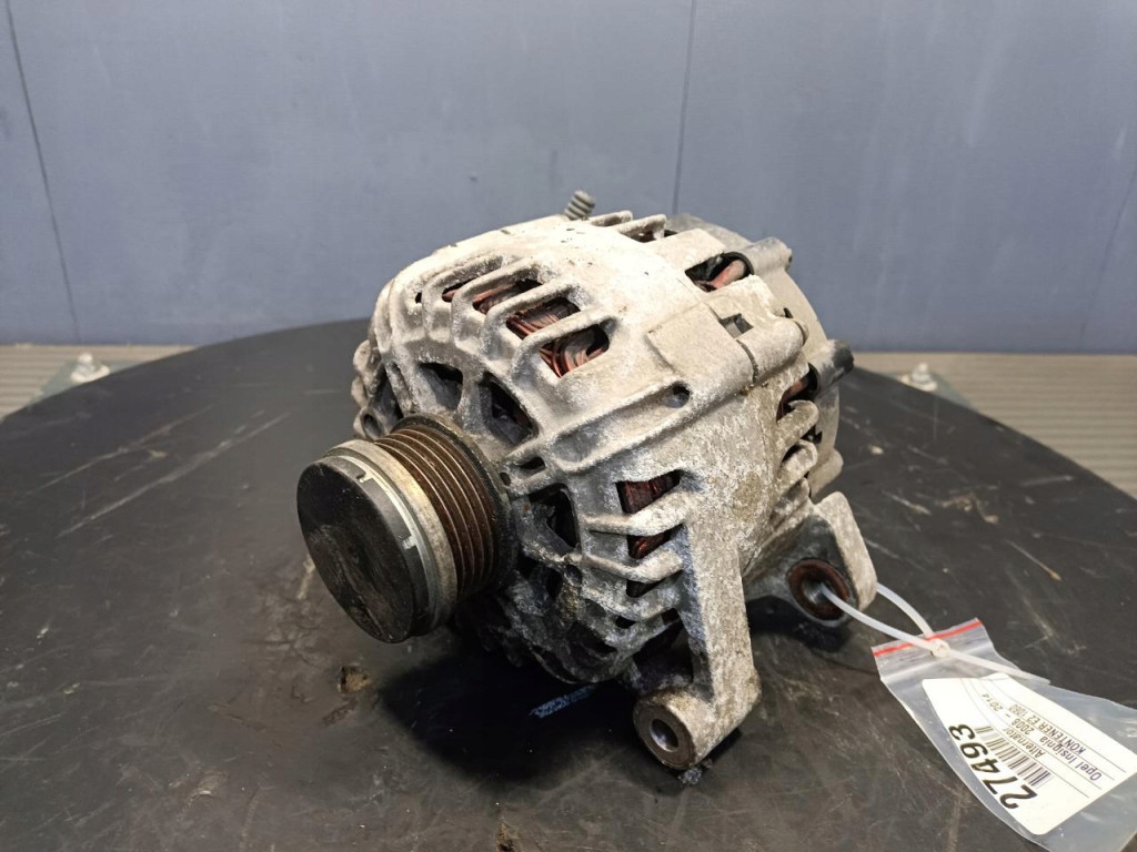 фото №1, Opel insignia a 1.4t генератор 13581893