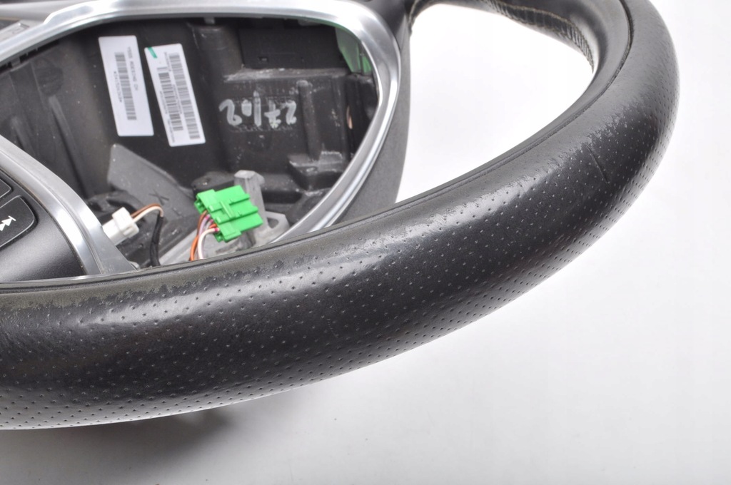 фото №6, Volvo v40 ii s60 v60 воздуховод кожаный rdesign многофункциональный