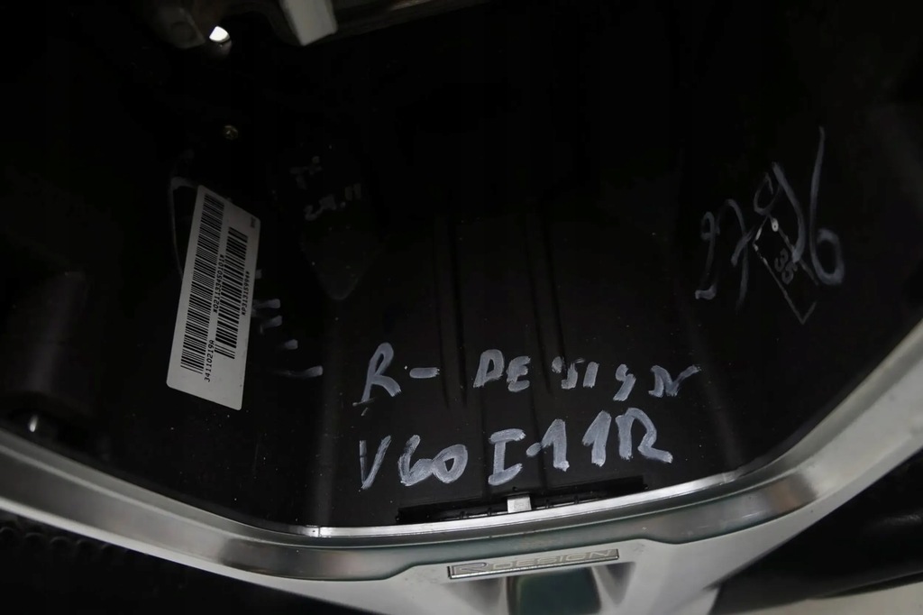 фото №7, Воздуховод кожа мультифункция r-desing volvo v60 i 11