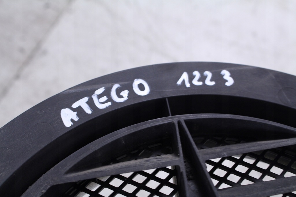 фото №9, Решітка радіатора решітка радіатора mercedes atego 1223