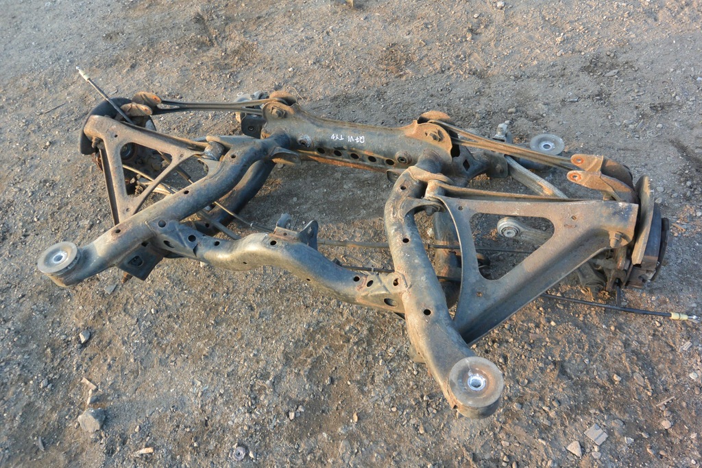 фото №5, Подрамник подрамник рычаг поворотный кулак задняя audi q7 4l