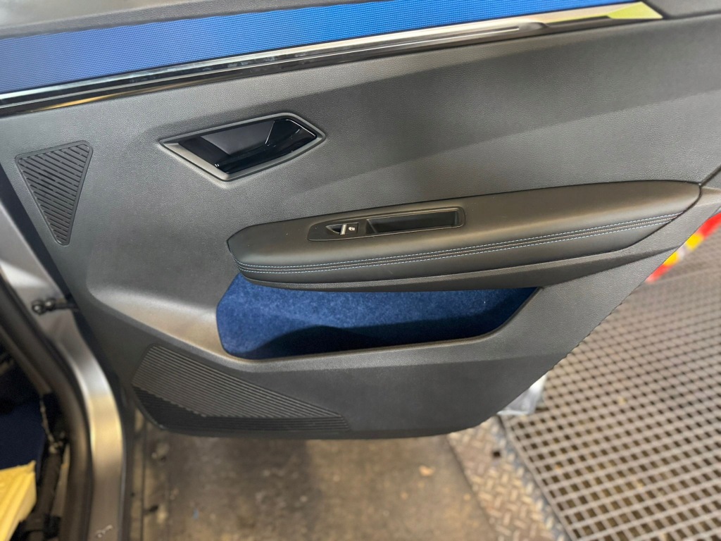 Renault scenic v alpine e-tech салон сиденья заднее сиденье сиденья обивка в Украине