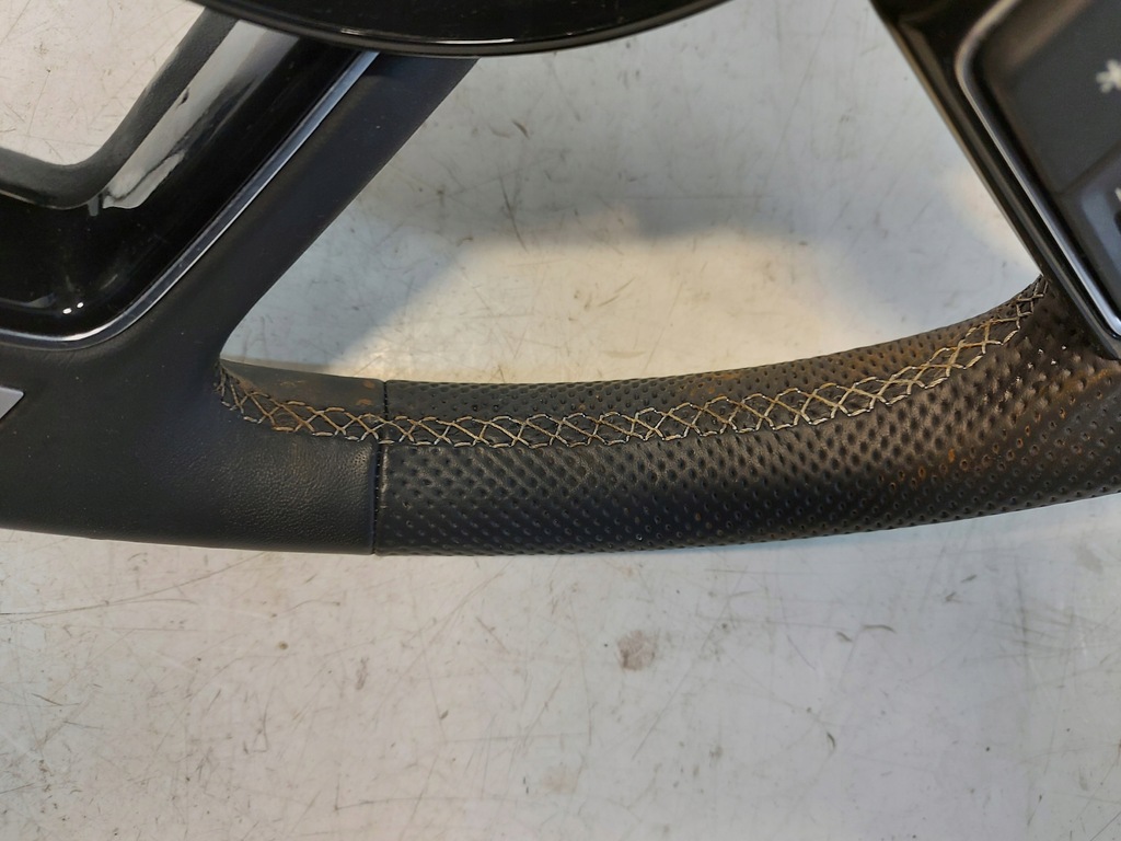 фото №7, Audi a3 8y5 sedan воздуховод s-line лепестки переключения