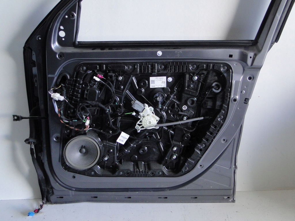 фото №10, Mercedes glb x247 247 дверь передние правое перед правый