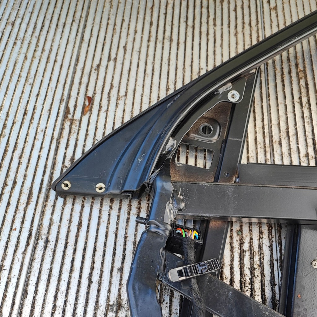 фото №12, Рамка прокладка механізм скло правий перед audi a6 c5 sedan kombi