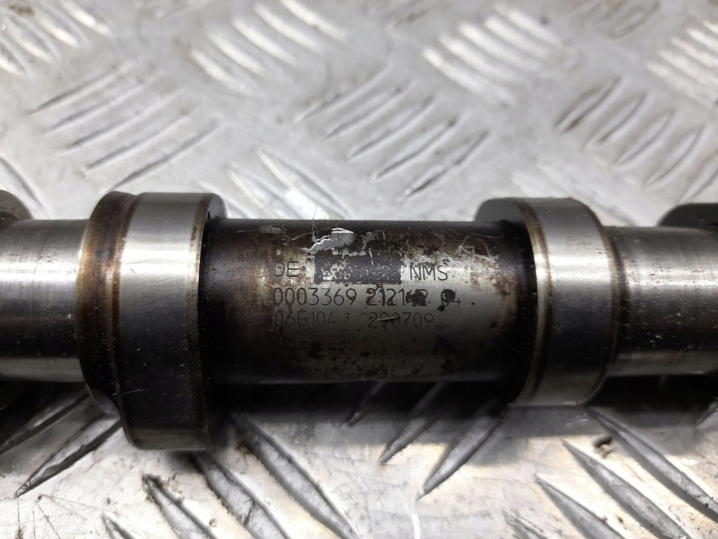 фото №6, Audi a6 s6 c6 4f 06e104 перед вал распределительного вала