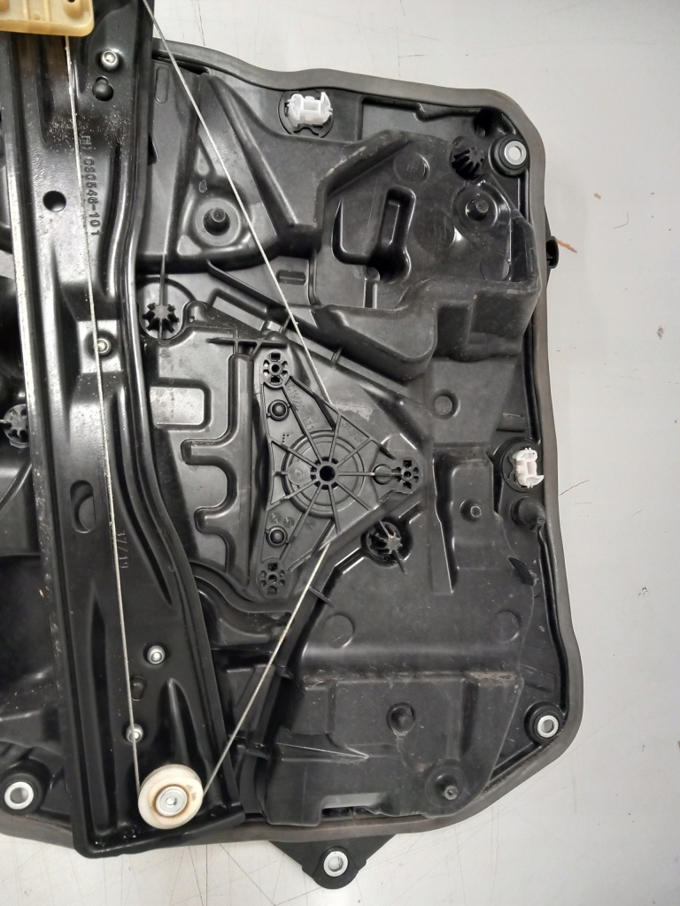 Bmw подъемник стекло c30531-107 в Украине