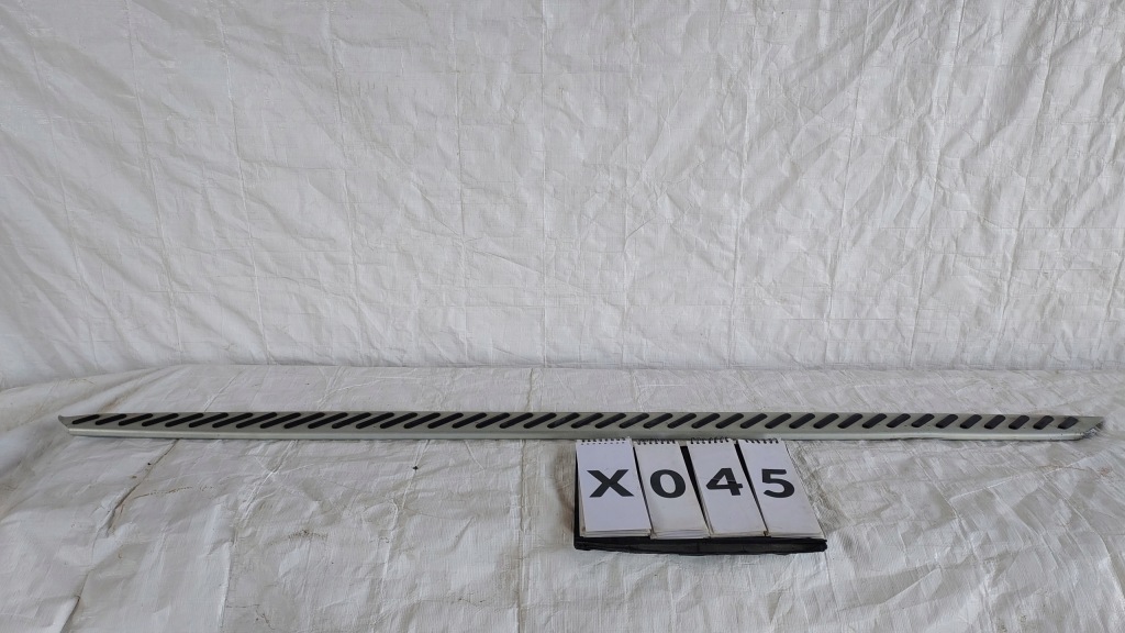 Купити Bmw x5 f15 накладка молдинг поріг права