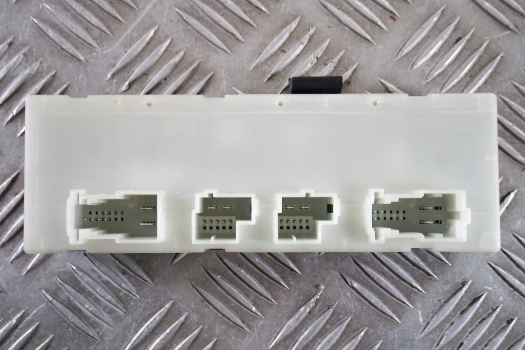 фото №1, Модуль блок управления крышки bmw x5 x7 g05 g07 5a19db4