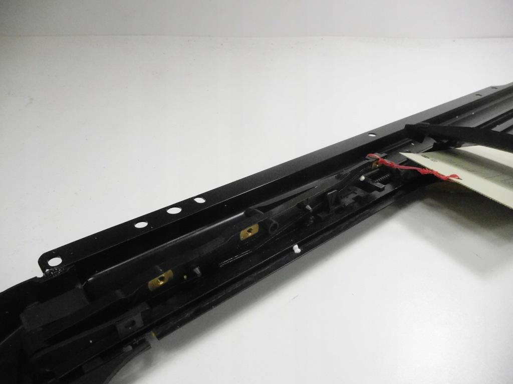 фото №6, Рама люк volkswagen golf iv оригинальный номер 8d5877049a