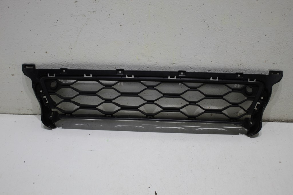фото №1, Mini cooper countryman f60 решітка бампера ідеальний стан