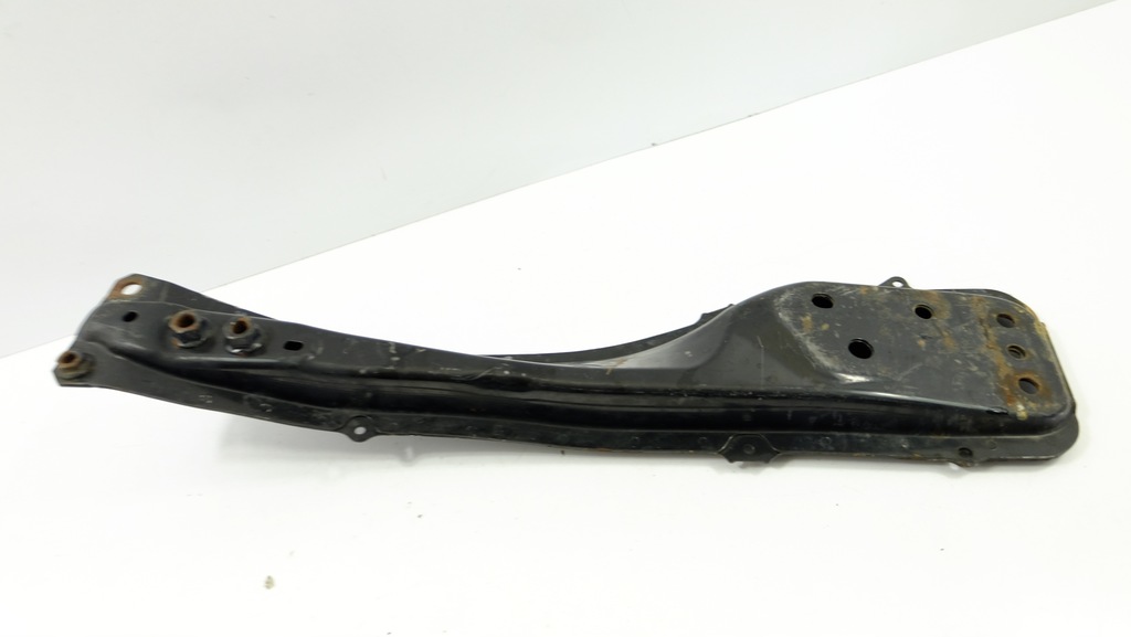 фото №5, Toyota corolla verso 2.2 кронштейн балка двигателя