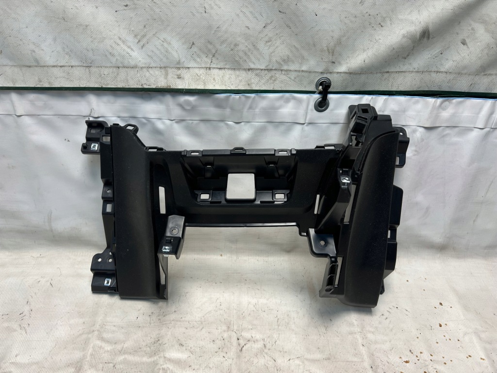 фото №1, Kia sportage iv 16- защита консоли средняя europa оригинальный номер