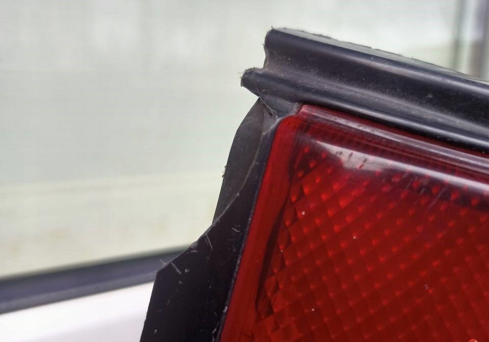 фото №7, Nissan sunny n13 лампа задняя задняя левая