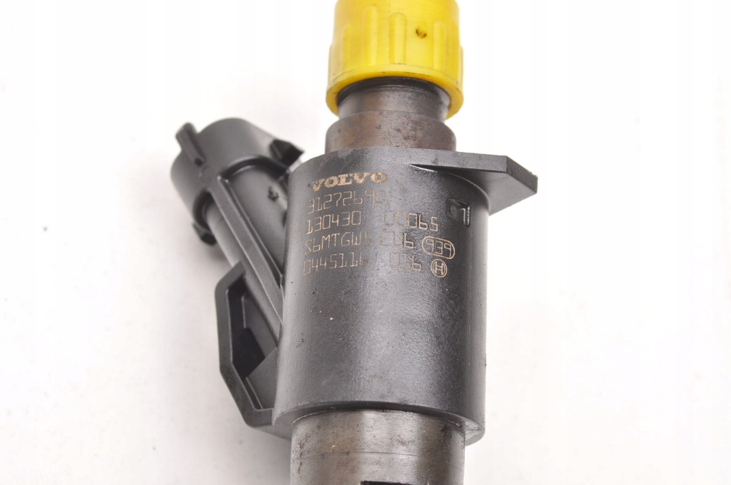 фото №8, Volvo s60 v60 xc60 s80 ii v70 iii 2.4 d5 215km инжектор 31272690 0445116016