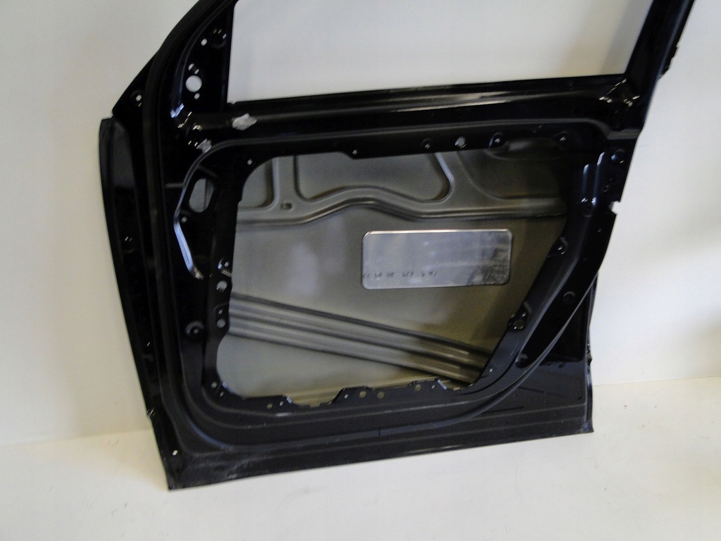 фото №12, Mercedes eqb 243 x243 w243 дверь передние правое чёрные