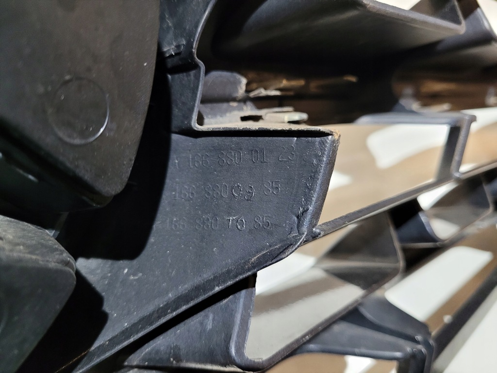 фото №11, Решётка радиатора mercedes ml w166