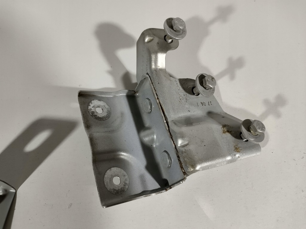 фото №6, Range rover evoque 12- кронштейн крила праве