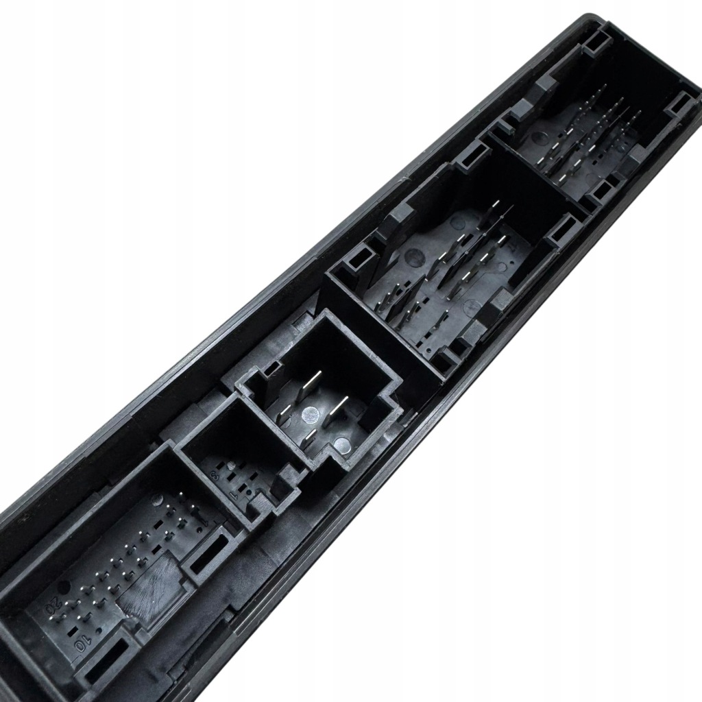 Audi q7 4m 2021 genuine модуль сиденье 4m1959760e Цена