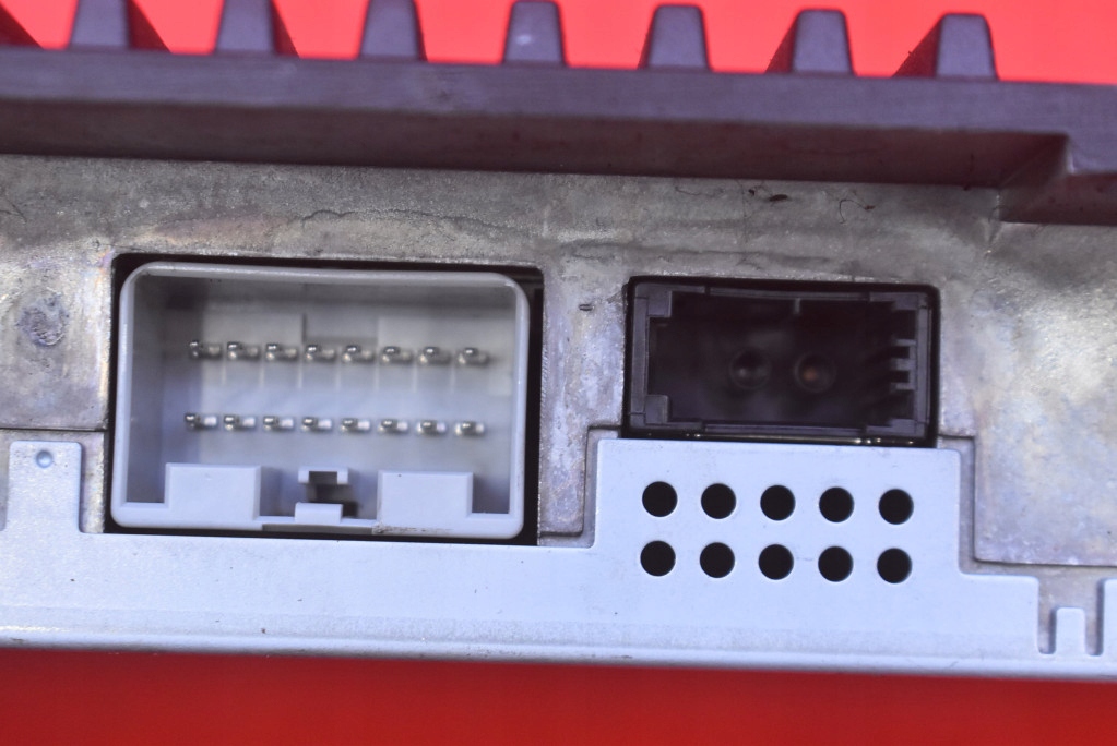 фото №9, Усилитель радио 31210110 volvo v50 07-12