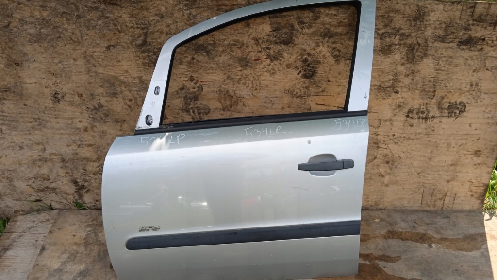 фото №1, Opel zafira b дверь перед левый z157