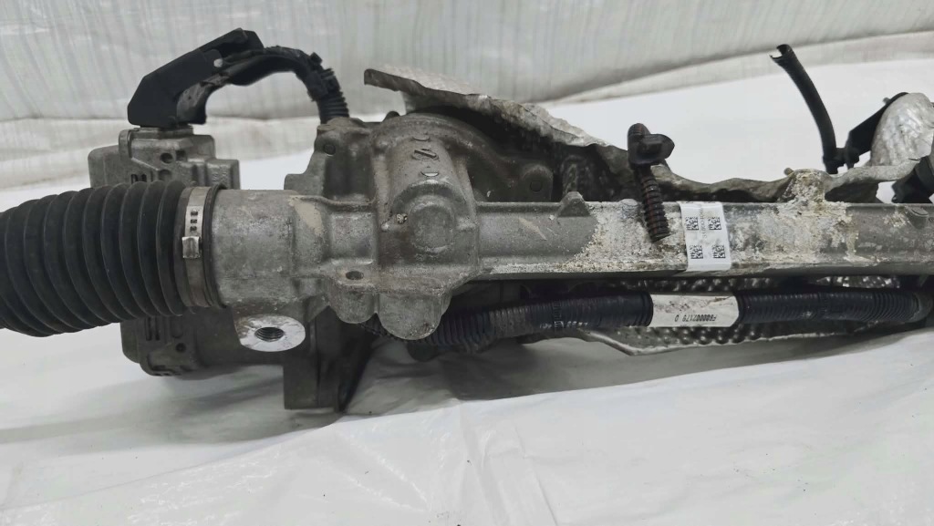Трансмиссия рулевая рейка peugeot 3008 2 рестайлинг  1.6 hybrid 9827076480 67 tyś km с Разборки
