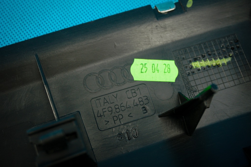 фото №7, Накладка край багажника audi a6 s6 rs6 4f avant 4f9864483b