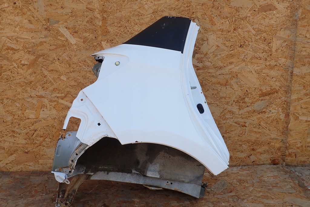 фото №10, Toyota yaris iii 5d четверть крыло правый задняя задняя обшивка правое