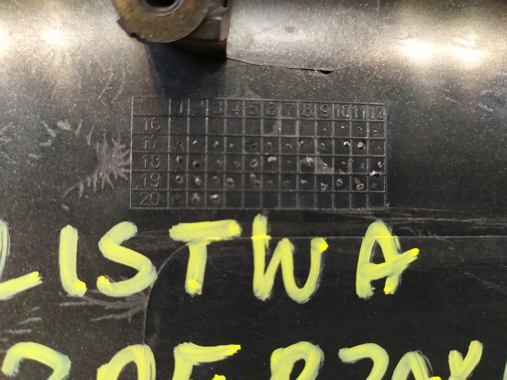 фото №7, Молдинг бампера правый задняя nissan qashqai