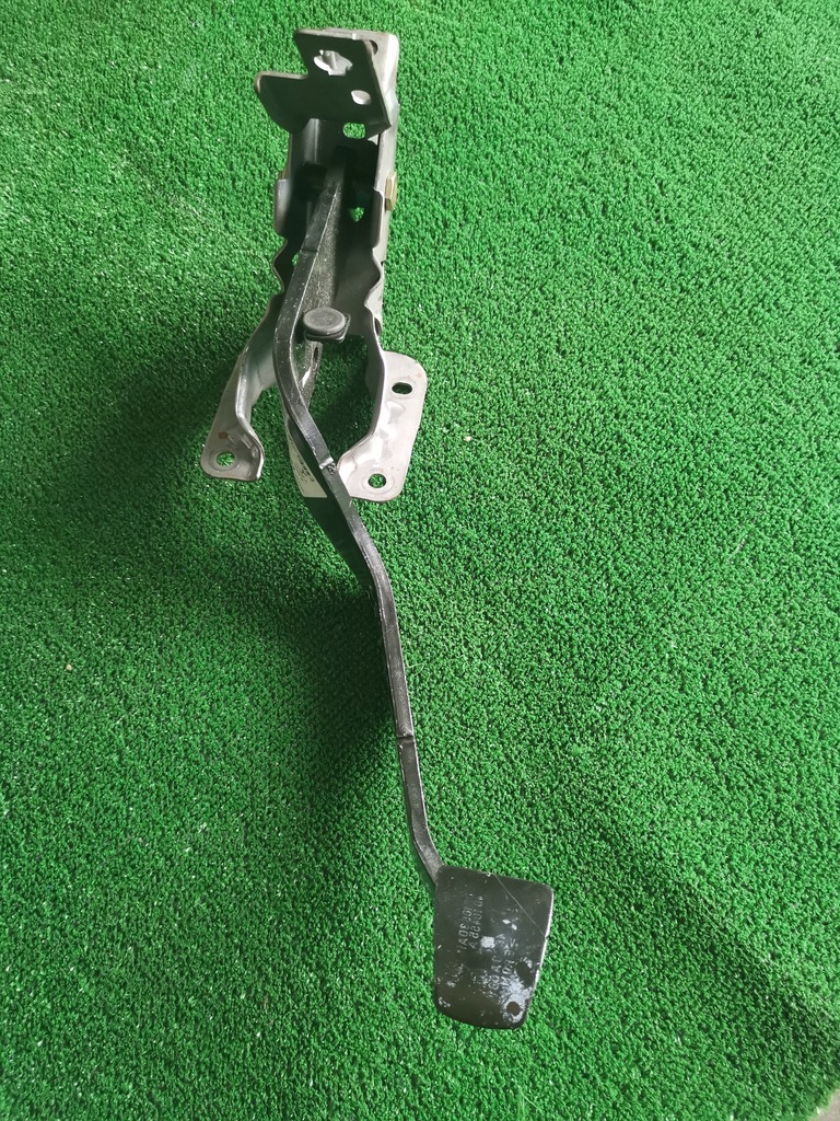 фото №4, Mitsubishi colt 3d rzt педаль тормоза 4620a038